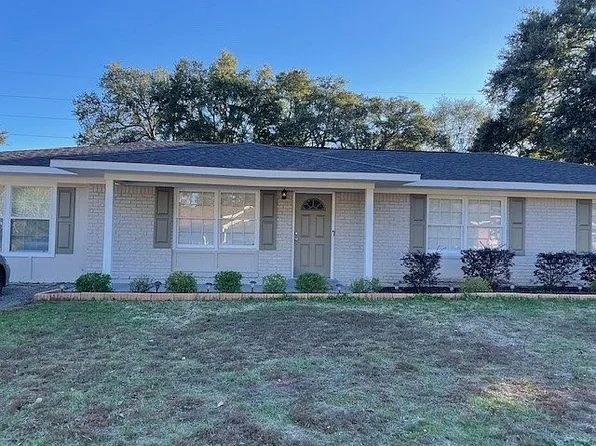 1608 Hillandale Dr, Mobile, AL 36693