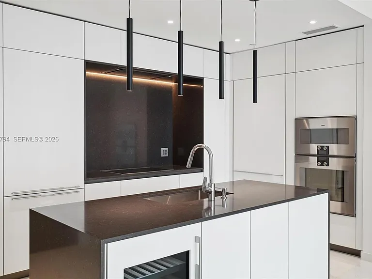 300 Biscayne Boulevard Way #3805W — Photo 5