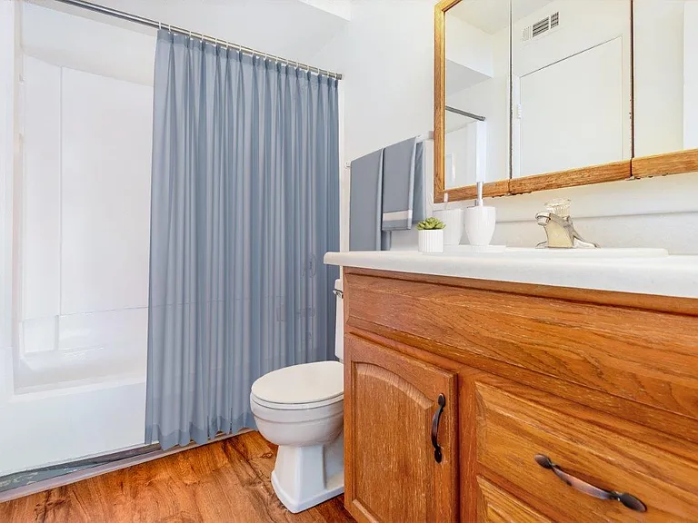 The Meadows Apartment Homes — Photo 11