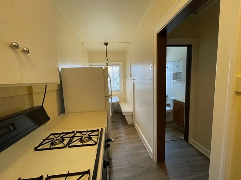 Arlington Apartments — Photo 26