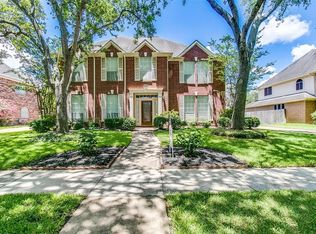3910 Bountiful Crest Ln, Sugar Land, TX 77479