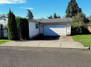 2705 34th St, Coos Bay, OR 97420