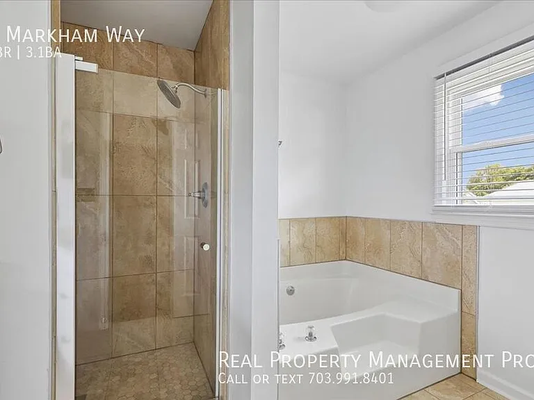 4 Markham Way — Photo 30