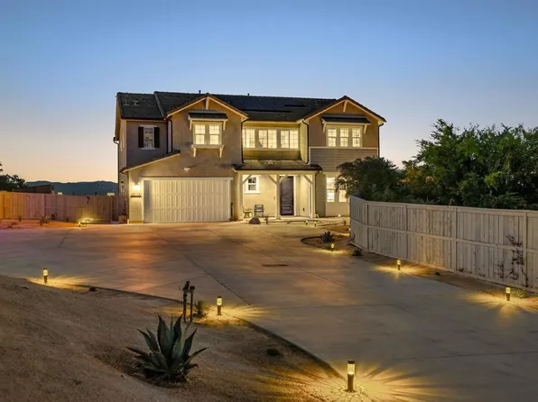 22013 Long Trot Dr, Escondido, CA 92029