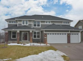 8810 Reflections Rd, Chanhassen, MN 55317