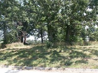 310 S Overlook Dr, Fayetteville, AR 72704