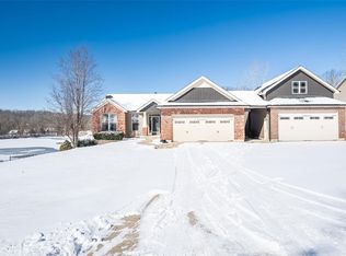 509 Lake Dr, O'Fallon, MO 63366