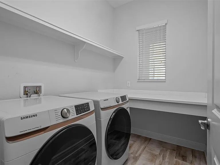 2515 Portico St — Photo 26