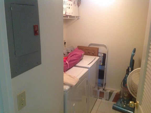 5th image of 1117 Green Pine Blvd