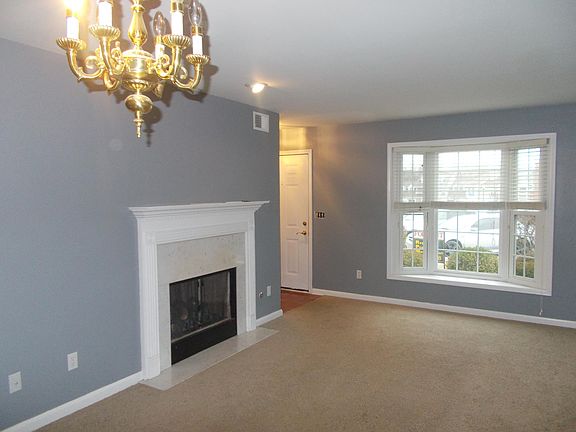 2nd image of 462 Jurich Ct