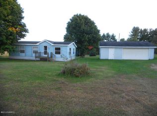 6056 P Dr S, Union City, MI 49094