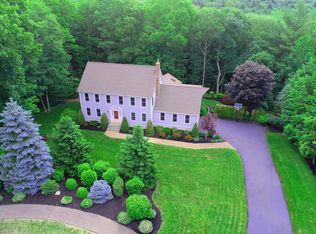 17 Bald Hill Dr, Franklin, MA 02038