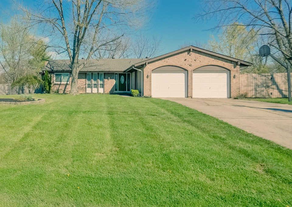 1st image of 8016 Julie Marie Dr