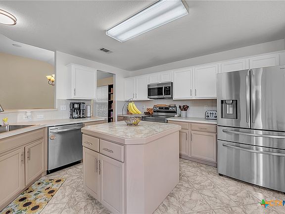 5th image of 2811 Phoenix Dr
