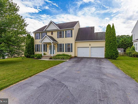 5th image of 18129 Lyles Dr