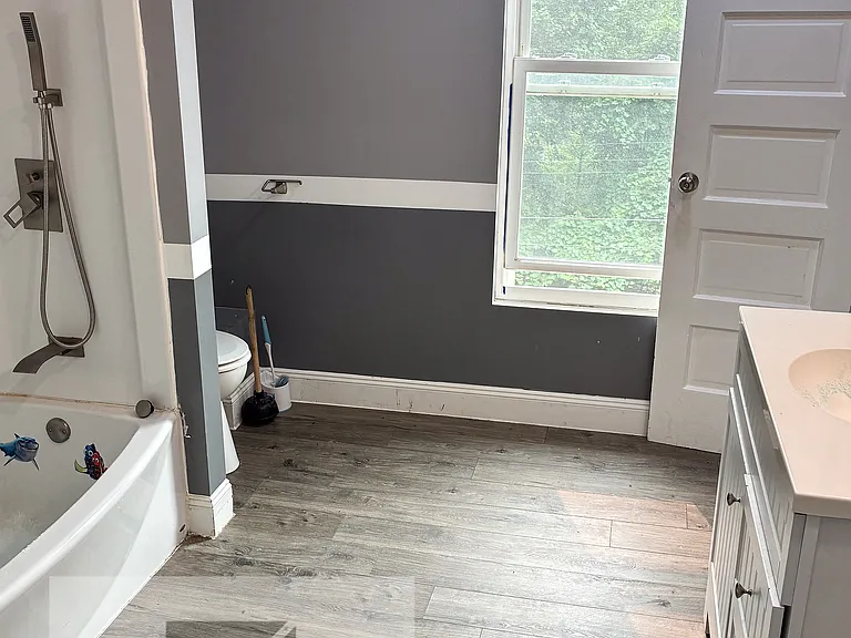 103 S Pickering St — Photo 17