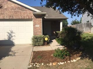 7424 Howling Coyote Ln, Fort Worth, TX 76131