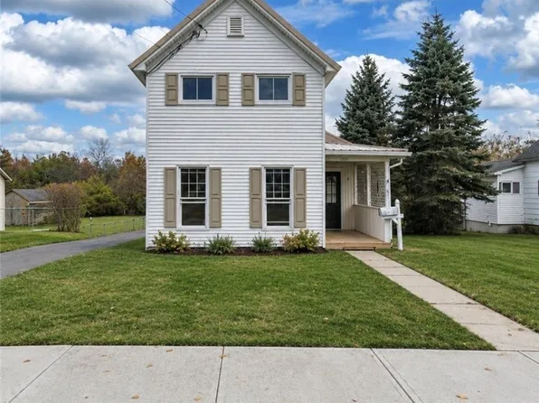 221 E Main St, Watertown, NY 13601