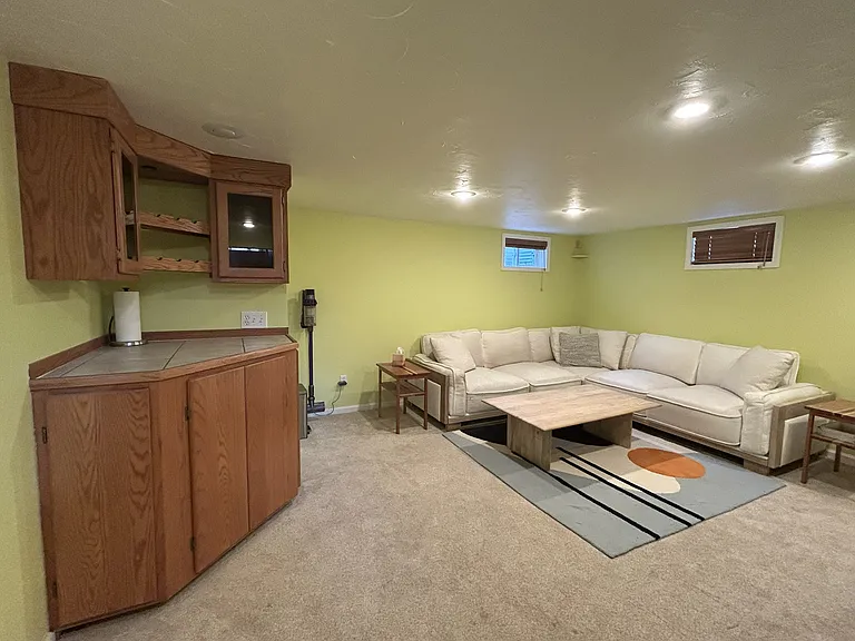 400 S Quail St — Photo 17