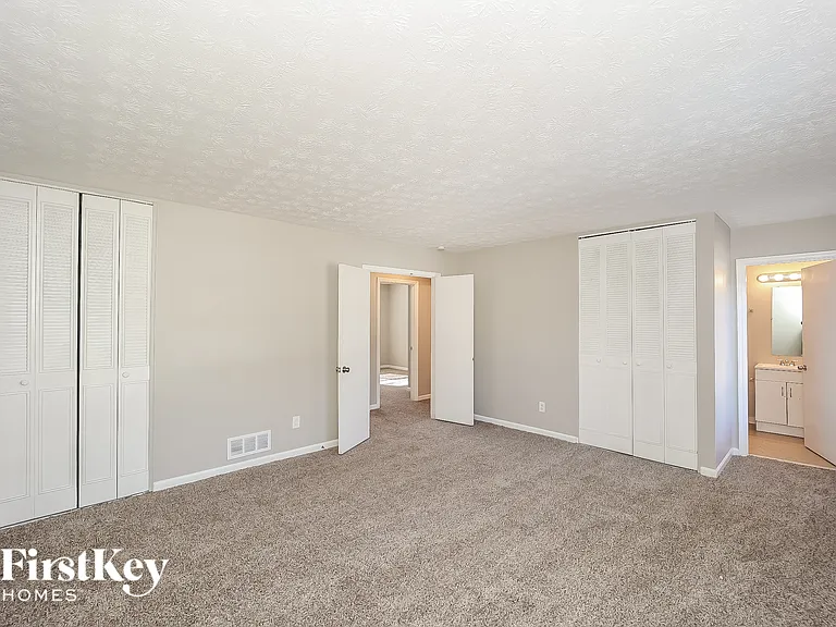 1292 Brookvale Dr — Photo 6
