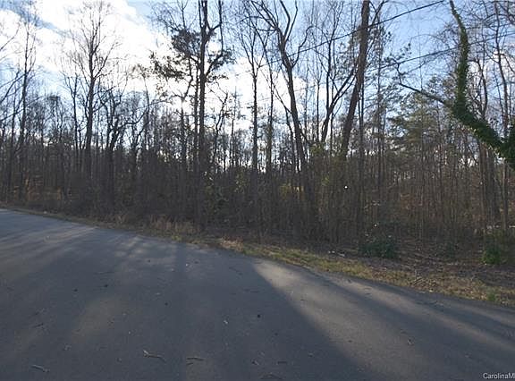 4th image of 6701 Ludell Ln