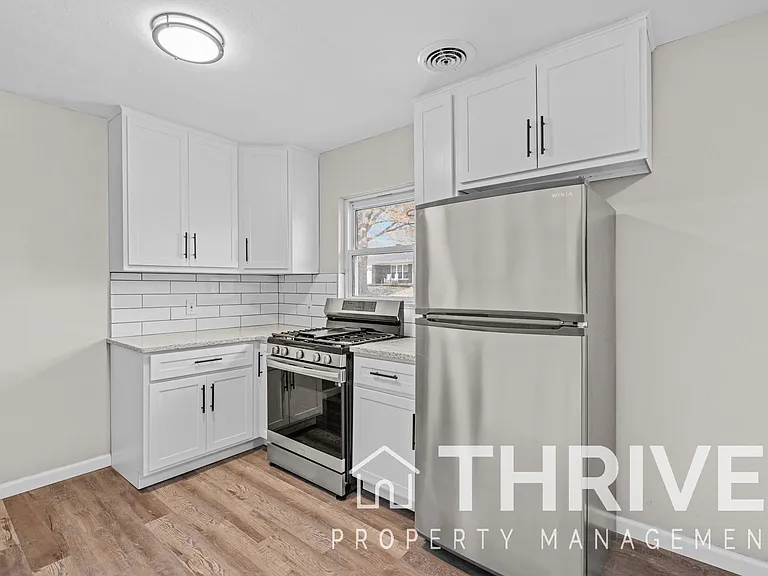 1068 Rainbow Dr — Photo 10