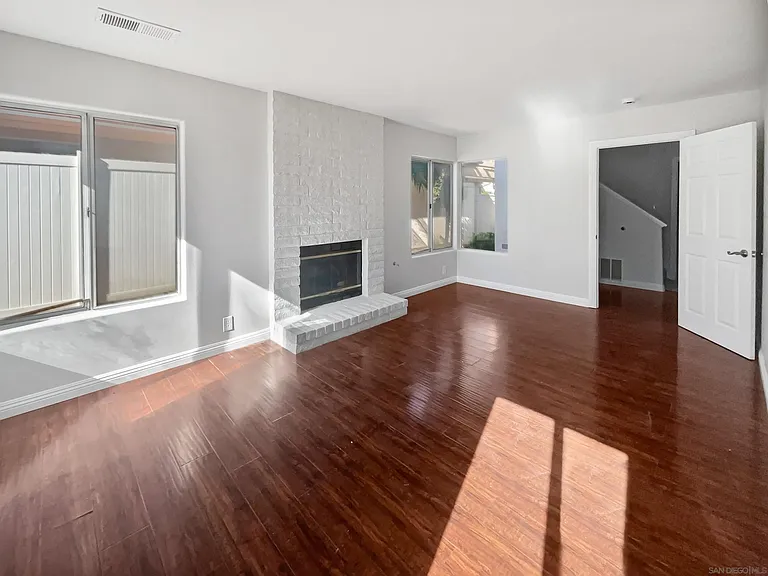 2125 Domingo Gln — Photo 16