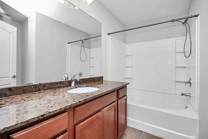 11209 Cedar Walk Ln — Photo 22