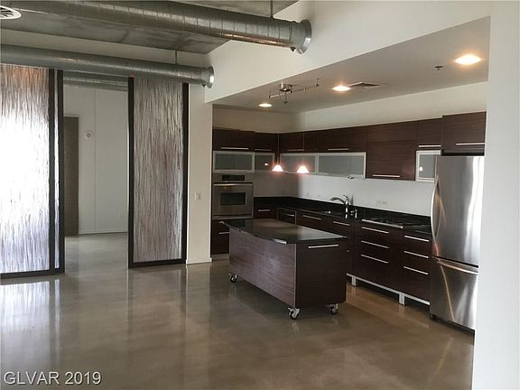 3rd image of 900 Las Vegas Blvd S Unit 805