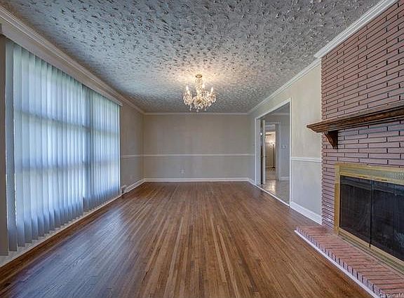 3rd image of 1636 Carolina Cir #23