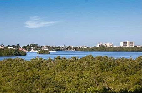 1st image of 4801 Island Pond Ct Unit 402