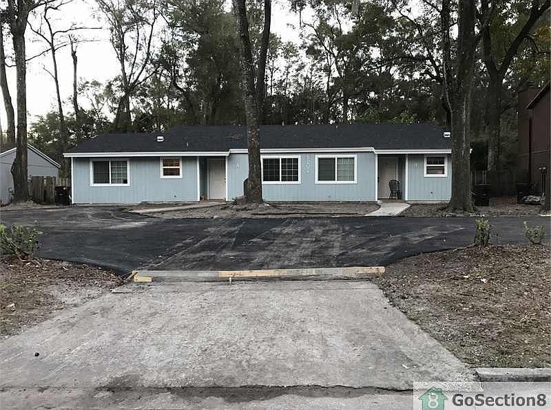 1st image of 6207 SW 11th Pl #A