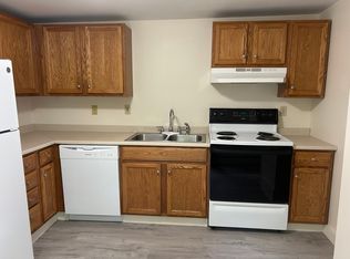305 Essex St #2, Bangor, ME 04401