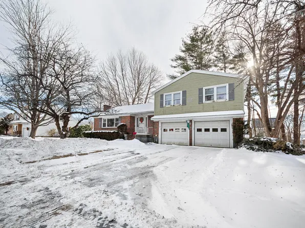 18 Eustis Parkway, Waterville, ME 04901