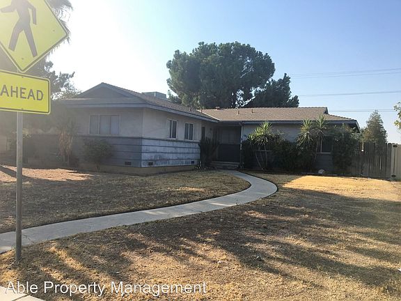 2nd image of 1013 Olive Dr