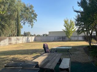 11825 Sheldon Lake Dr, Elk Grove, CA