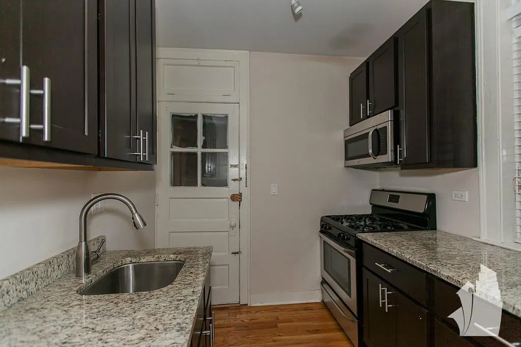 2175 W Giddings St — Photo 3