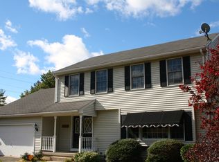 23 Cricket Rd, Agawam, MA 01001