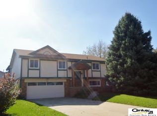 3403 Mirror Ln, Bellevue, NE 68123