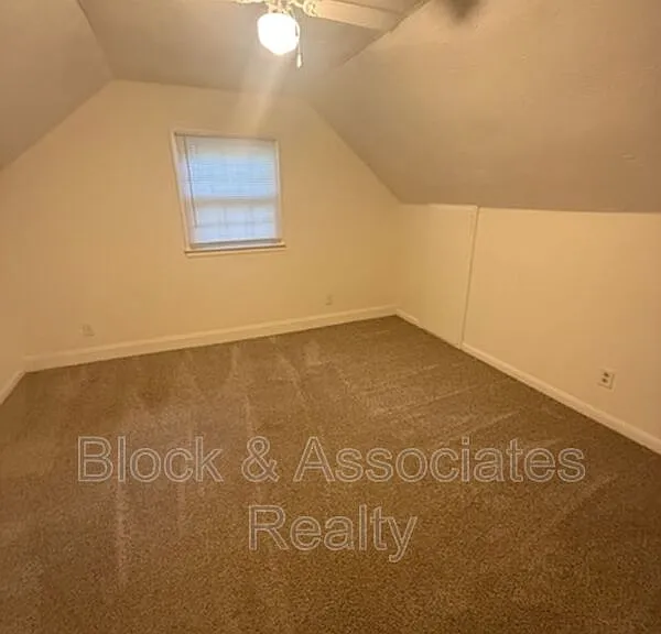 1326 Spanish Dr — Photo 5