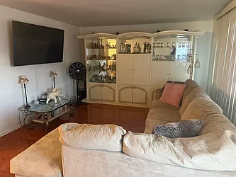 454 Avenue C