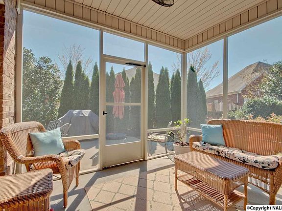 3rd image of 3013 Willow Trace Cir SE
