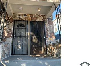 3201 West St, Oakland, CA 94608