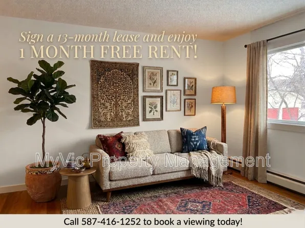 10040 154th St NW, Edmonton, AB T5P 2G9