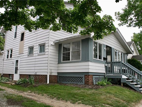2nd image of 133 East St