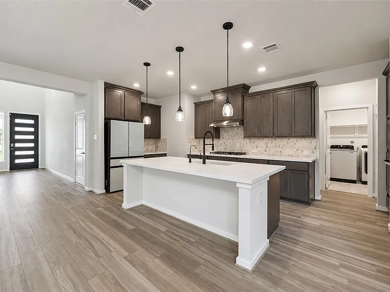 9219 Edgeberry Dr — Photo 9