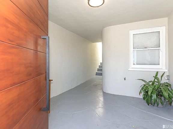 3rd image of 337 Bridgeview Dr