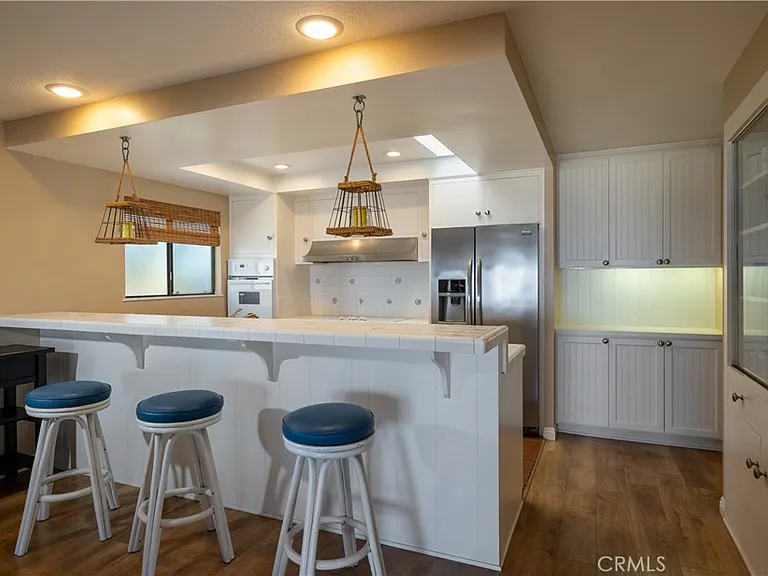 1303 E Balboa Blvd — Photo 8