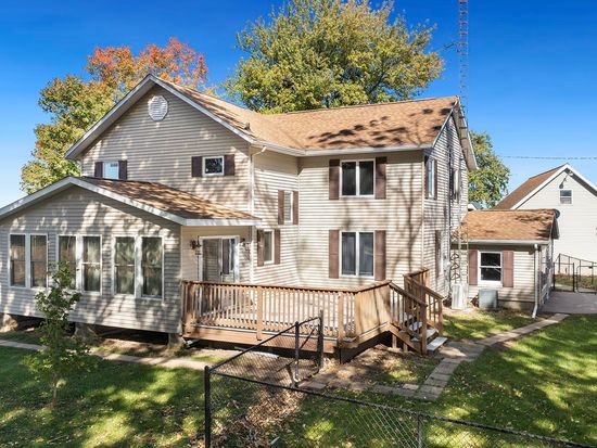 1182 Inlet Rd, Amboy, IL 61310