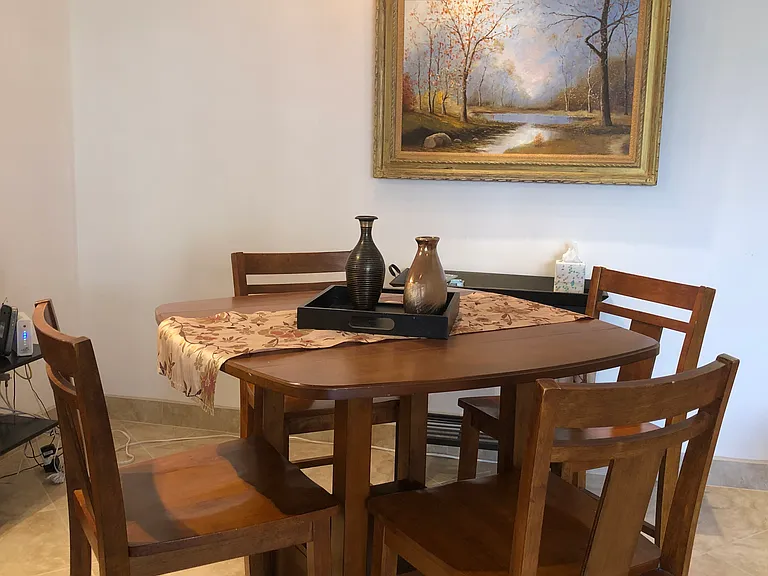 Waikiki Whale Watcher Apartments — Photo 75